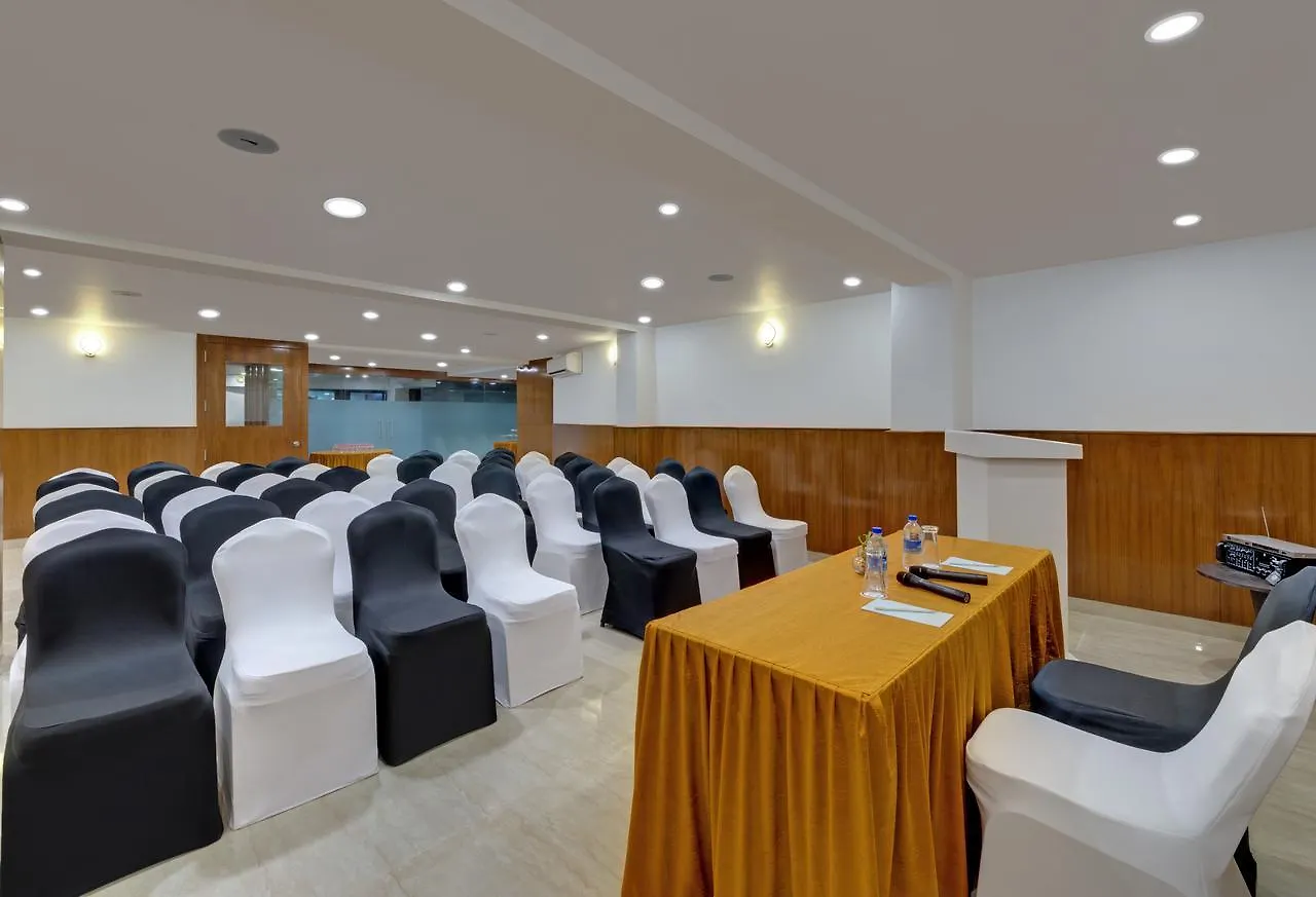 ***  Avins Beacon Hotel - Udaipur Hindistan