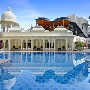 Swaroop - Facing Boutique **** Udaipur