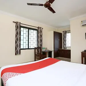 https://oyo-3309-anjam-smrithi-mandiram.kerala-hotels.net